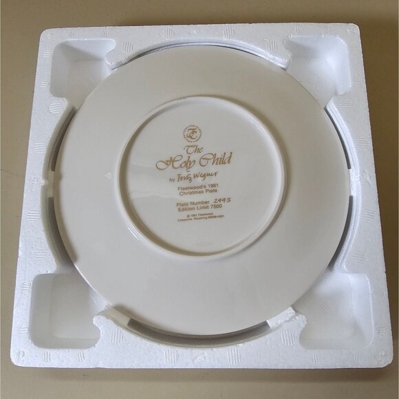 NEW The Fleetwood Collection 1981 Christmas Plate "The Holy Child" - Picture 2 of 4